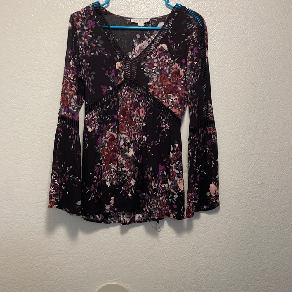 Woman’s long sleeve dress shirt size Small, by Lovestitch.